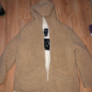 Super comfy women’s teddy coat
